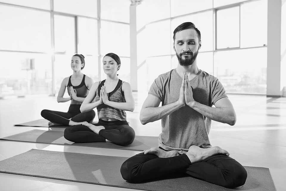Kick Chronic Pain to the Curb with Y2 Yoga